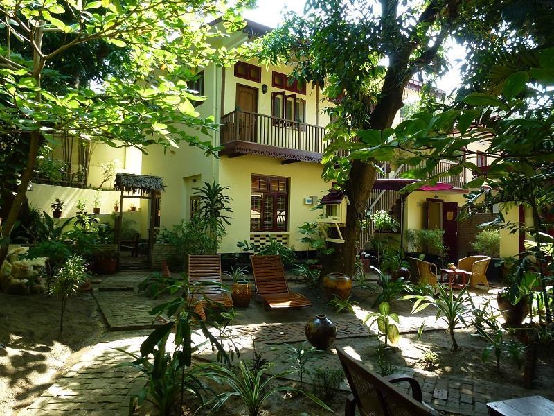 Alamanda Inn, Boutique Hotel And French Restaurant Rangum Exterior foto